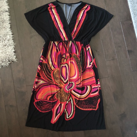 Dress Size 8 - Picture 2 of 4